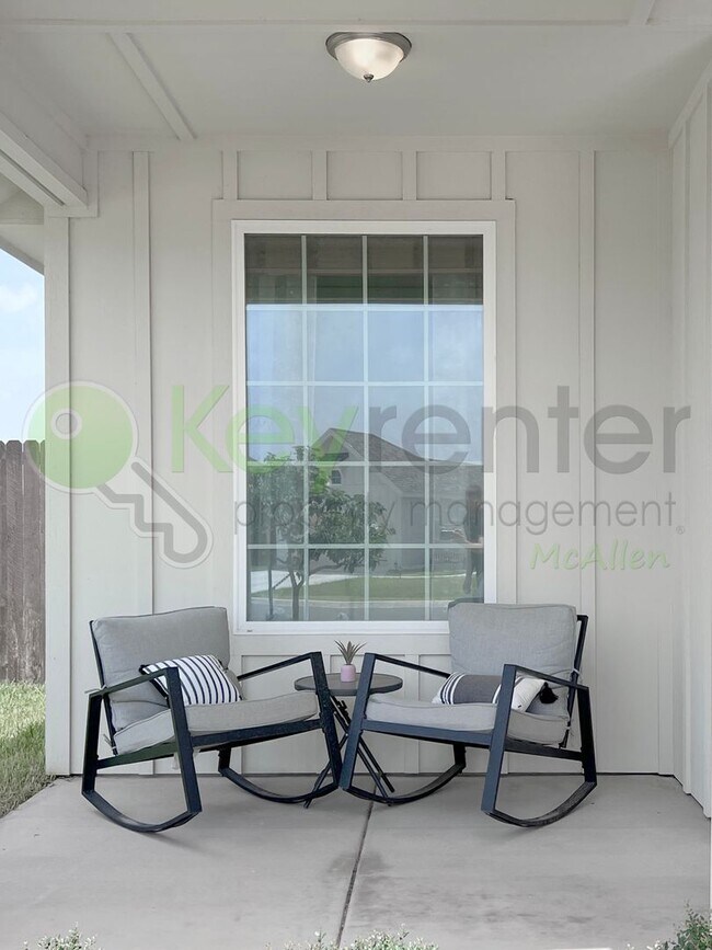 Building Photo - Beautiful 3B/2.5B Home in Mcallen ( Tres Lagos  Community )