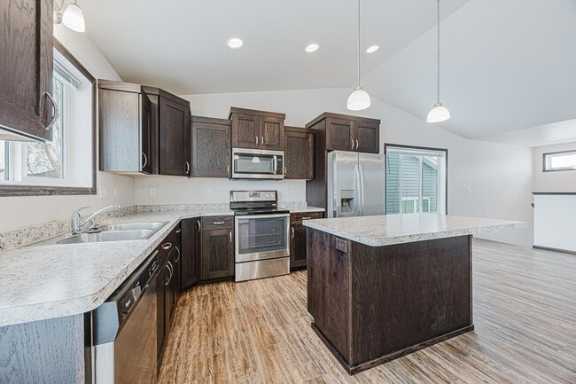 Building Photo - 7394 21st St S