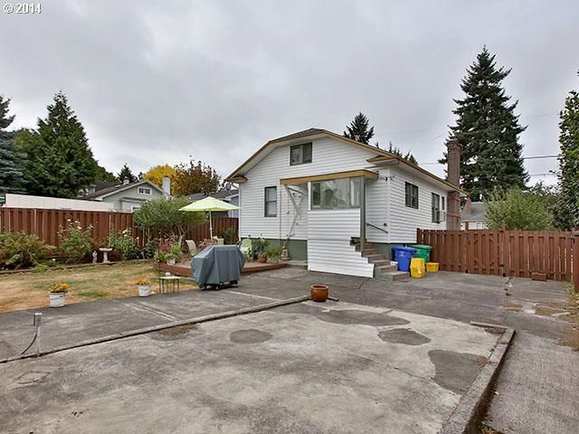 Building Photo - 3628 NE 78th Ave
