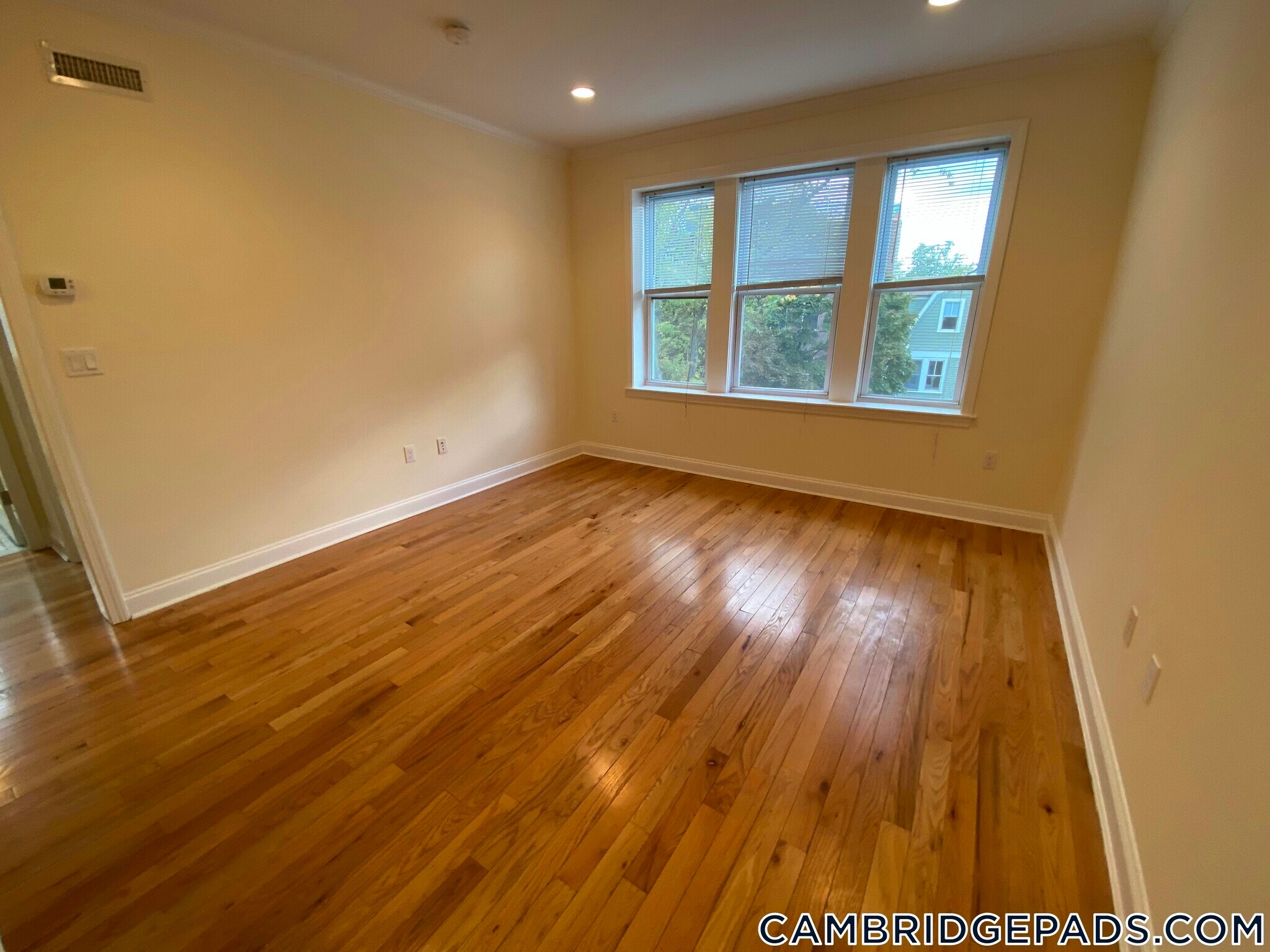 Building Photo - 3 Chauncy St