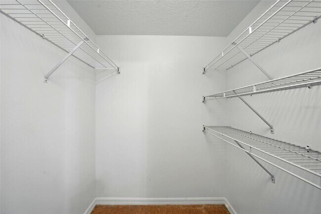 Building Photo - 36815 Queen Bee Ln