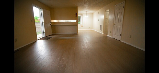 Building Photo - 2584 Astrozon Cir
