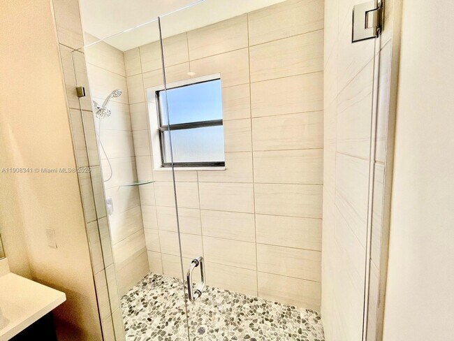 Building Photo - 8871 NW 103rd Pl