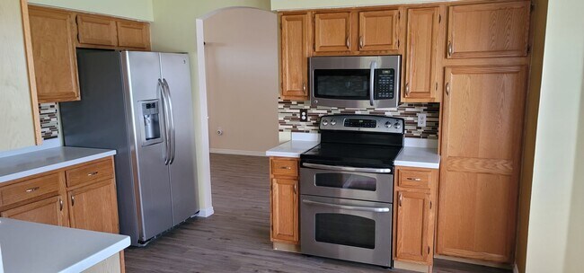 Building Photo - 1324 Franford Dr