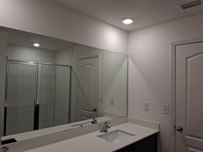 Building Photo - 8871 Southern Charm Cir