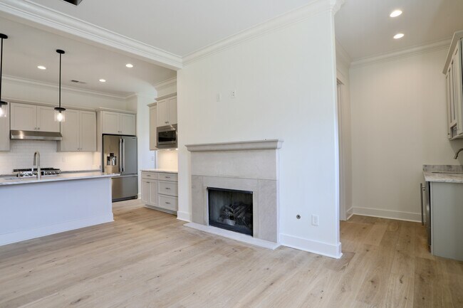 Building Photo - 406 Shakespeare Ln