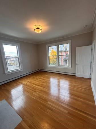 Building Photo - 52 Parkis Ave