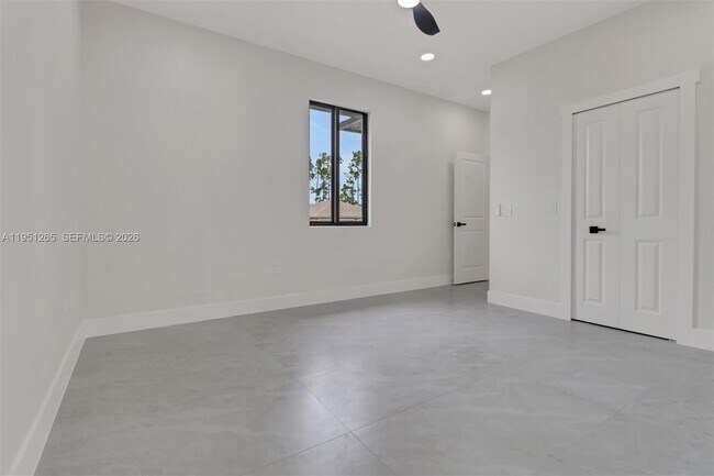 Building Photo - 4501 15th St SW