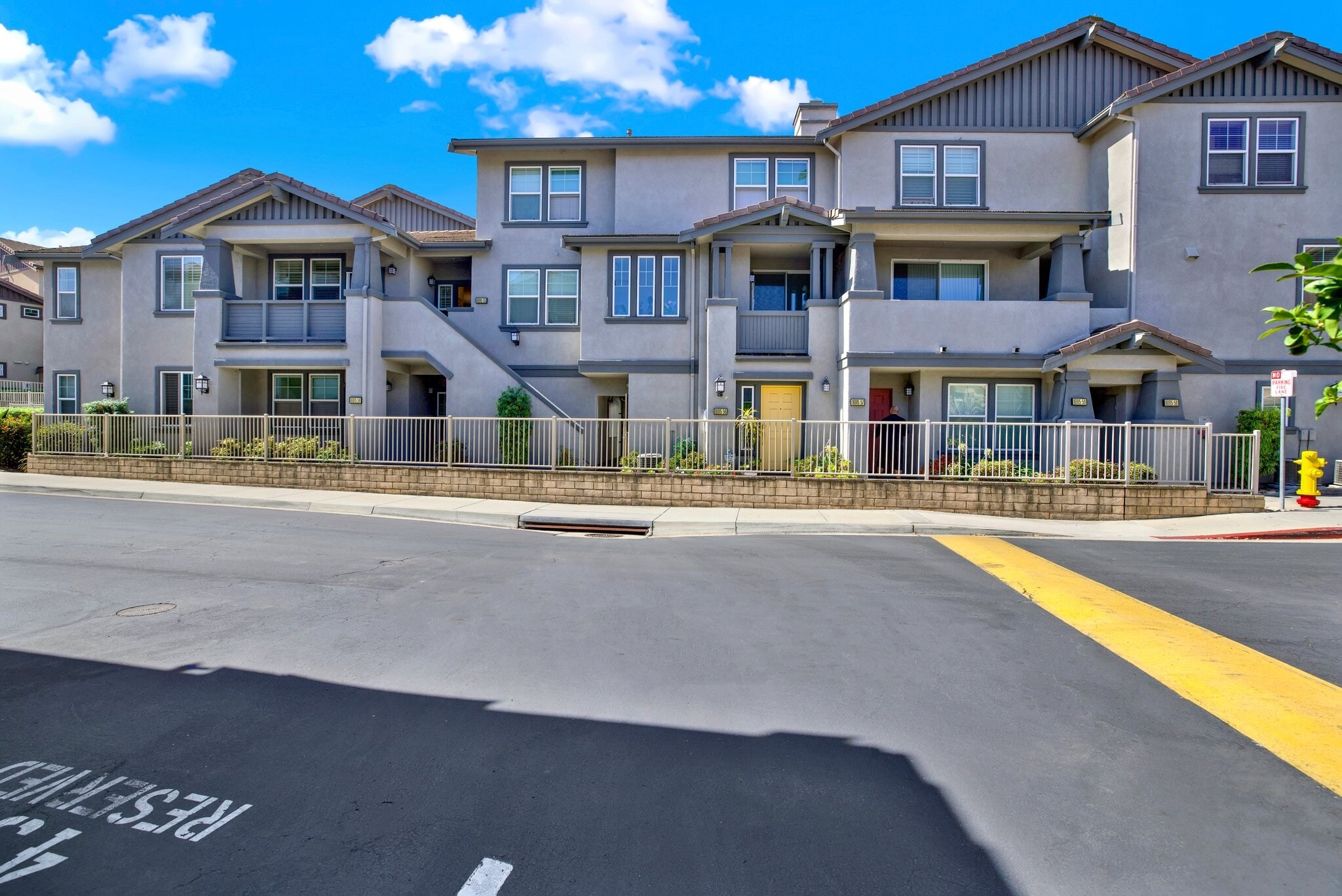 Building Photo - 16915 Hutchins Landing