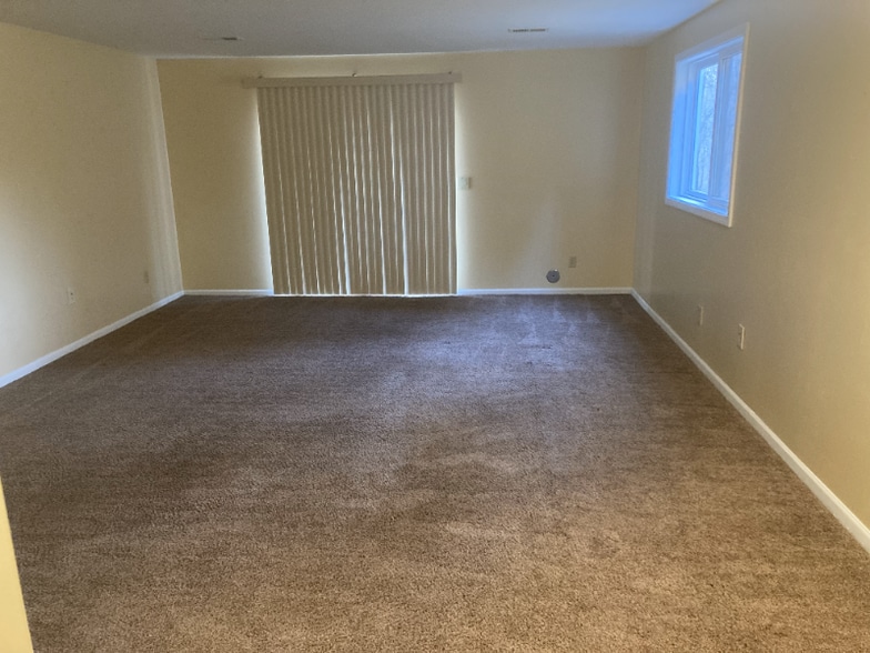 Building Photo - 6257 Smith Rd