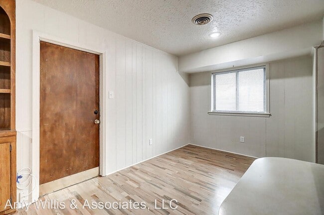 Building Photo - 4 br, 2 bath House - 1130 Alexandria