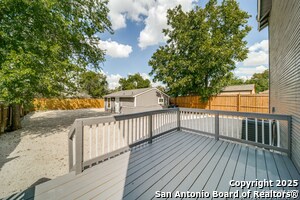 Building Photo - 811 W Kings Hwy