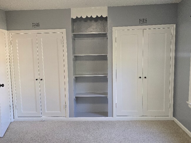 Building Photo - 2615 Silver Blvd