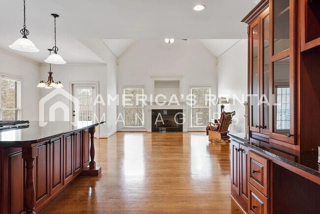 Building Photo - Deposit Pending! - Private Estate Living on Over 3 Acres! Available to view NOW!