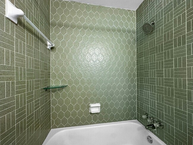 Building Photo - Charming 4 Beds 2 Baths Home in Chamblee!