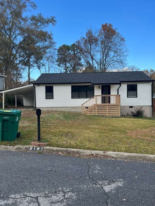 Building Photo - 2181 Gordon Cir