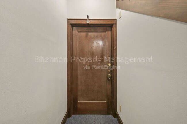 Building Photo - 436 Westmoreland St