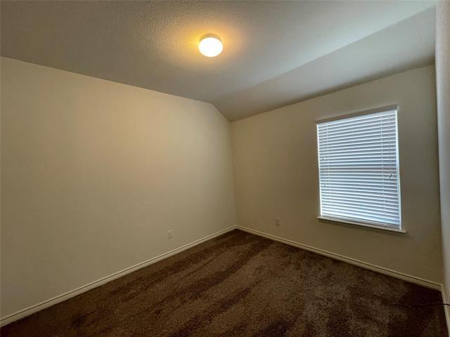 Building Photo - 761 Jamestown Ln