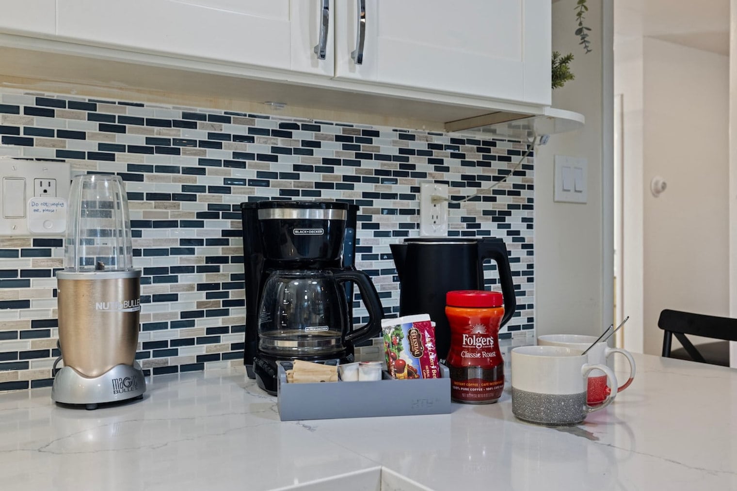 Building Photo - 919 Redbird Dr