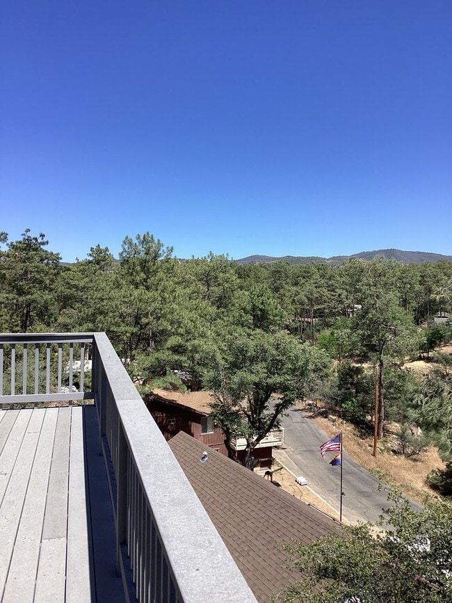 Building Photo - Charming Hillside Retreat in Prescott’s Highly Desirable Mountain Club