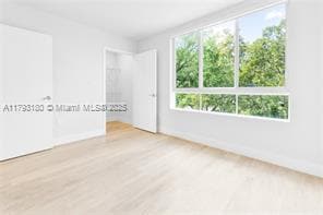 Building Photo - 2535 NE 193rd St