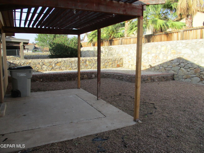 Building Photo - 11957 Mesquite Rock Dr