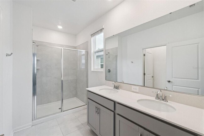 Building Photo - 2509 Relaxing Ln