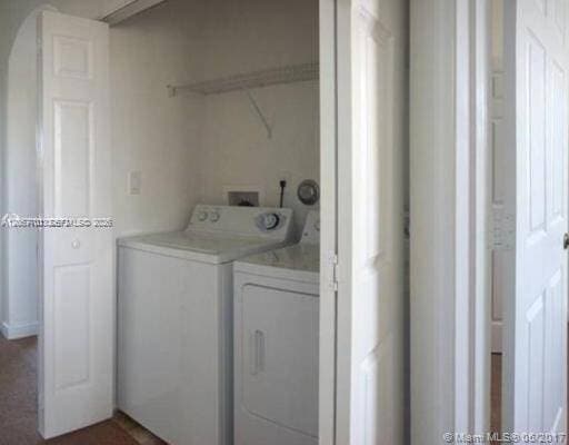Building Photo - 1395 NE 33rd Ave