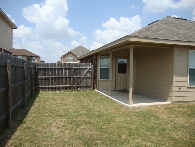 Building Photo - 2539 Red Fern Dr