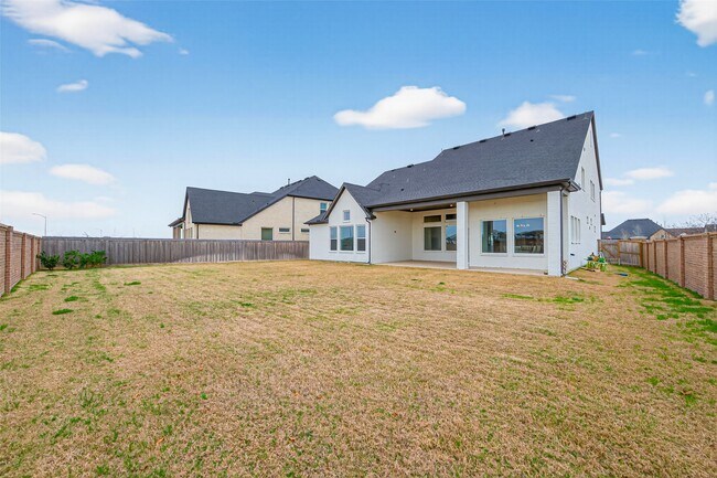 Building Photo - 14327 Vis Vw Dr