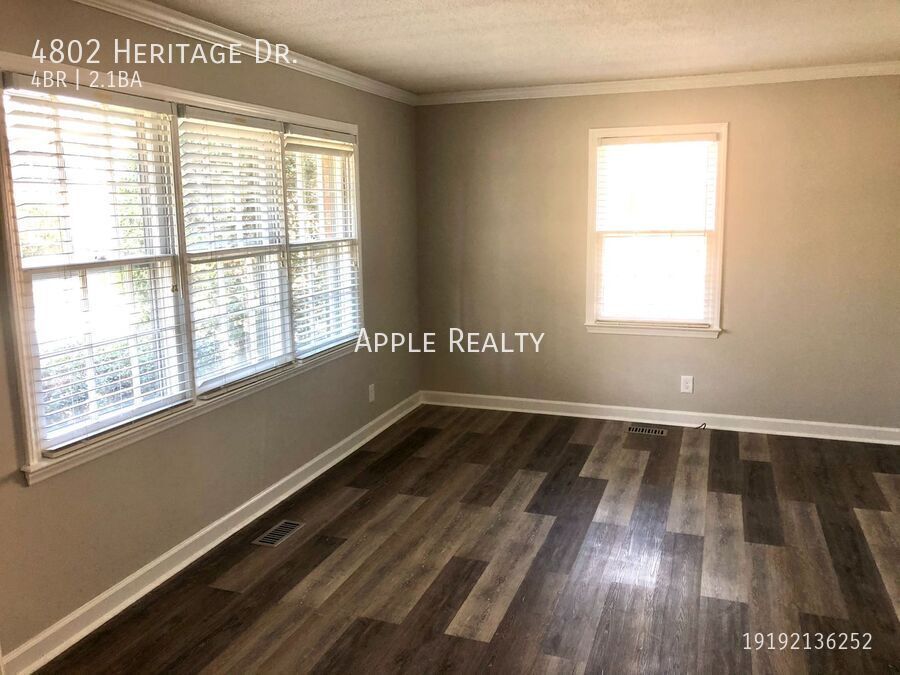 Building Photo - 4802 Heritage Dr