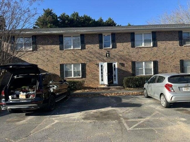 Building Photo - 393 Stone Mountain St