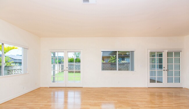Building Photo - Mililani Mauka - 4bdrm/3bath with attached...