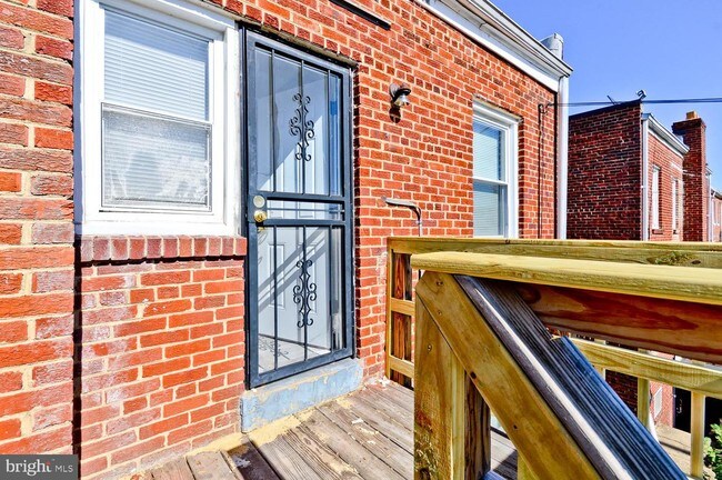 Building Photo - 1209 Savannah St SE