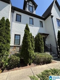 Building Photo - 950 Lennox Blvd