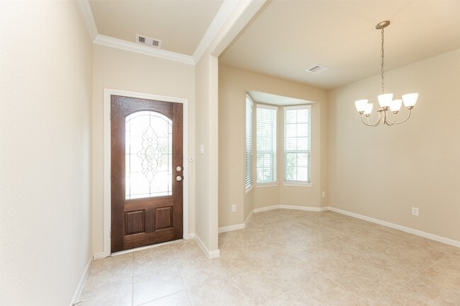 Building Photo - 16915 Sedum Grn