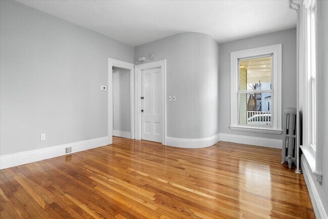 Building Photo - 34 Neponset Ave