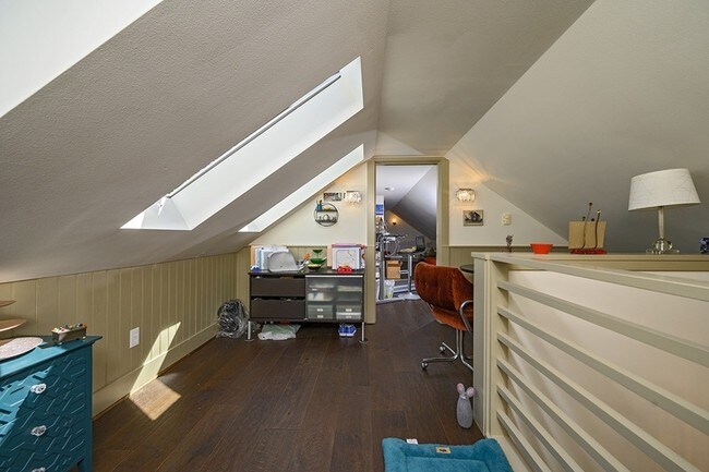 Building Photo - 6739 25th Ave SW