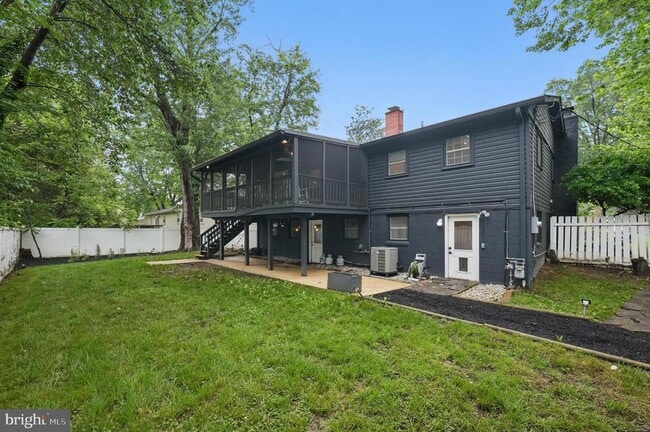 Building Photo - 7910 Bayberry Dr