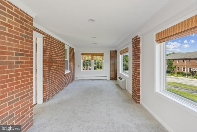Building Photo - 15118 Liberty Grove Dr