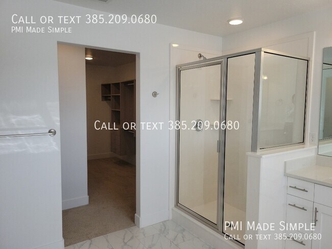 Building Photo - 10884 N Slate Ln