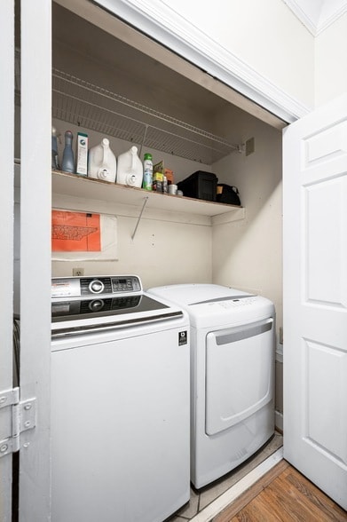 Building Photo - 312 Sloan Rd