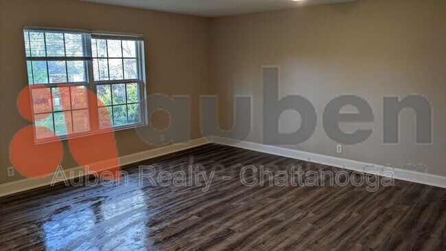 Building Photo - 3913 Bowman Ln