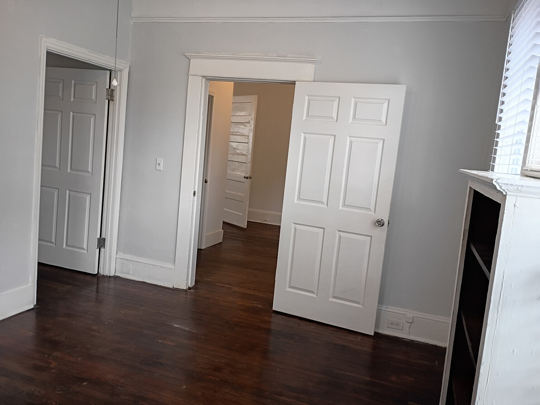 Building Photo - 1081 Arlington Ave SW