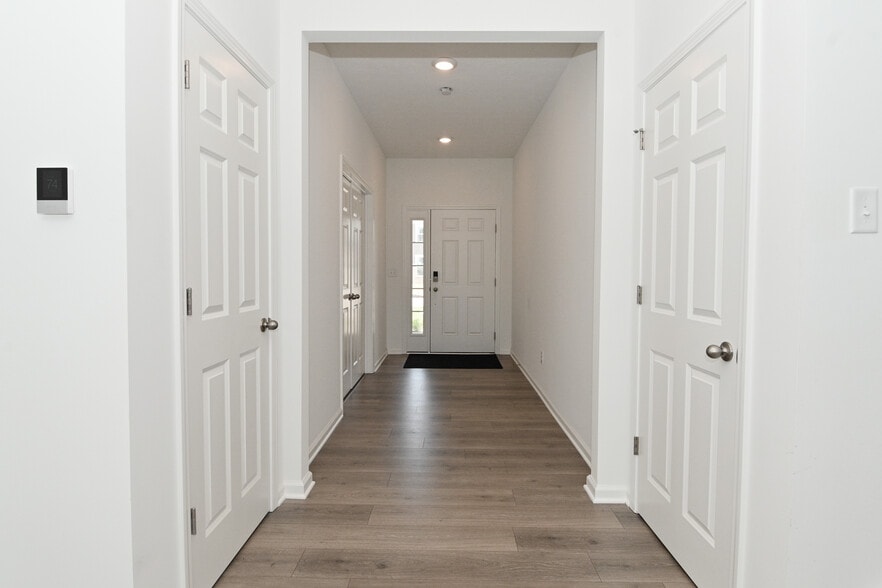 Building Photo - 7348 Deerberg Dr