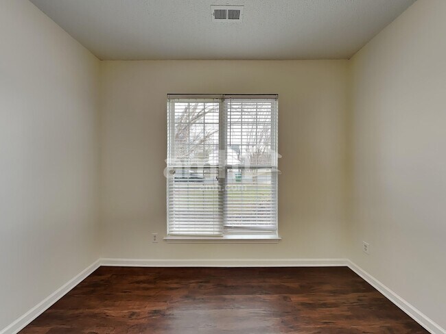 Building Photo - 6604 Conifer Cir