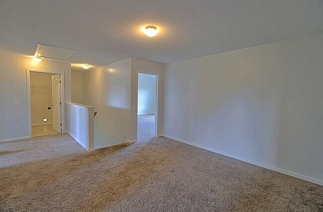 Building Photo - 29 Quarter Horse Run NE