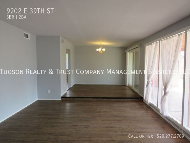 Building Photo - 9202 E 39th St