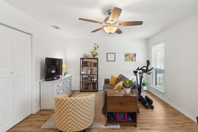 Building Photo - 3008 Kirby Dr