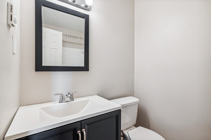 Building Photo - 119 W Orndorff Dr